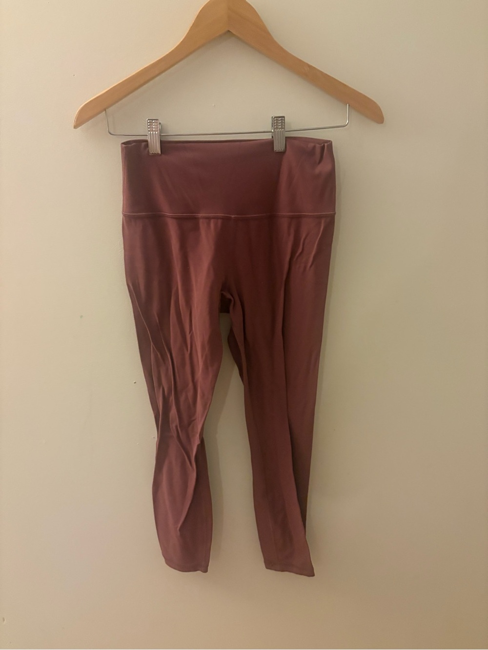 Athleta Transcend 7/8 Tight in Dusty Mauve